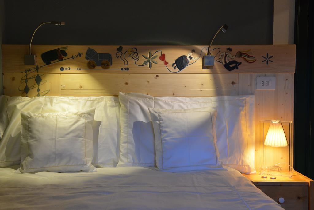 Double Room French Bed