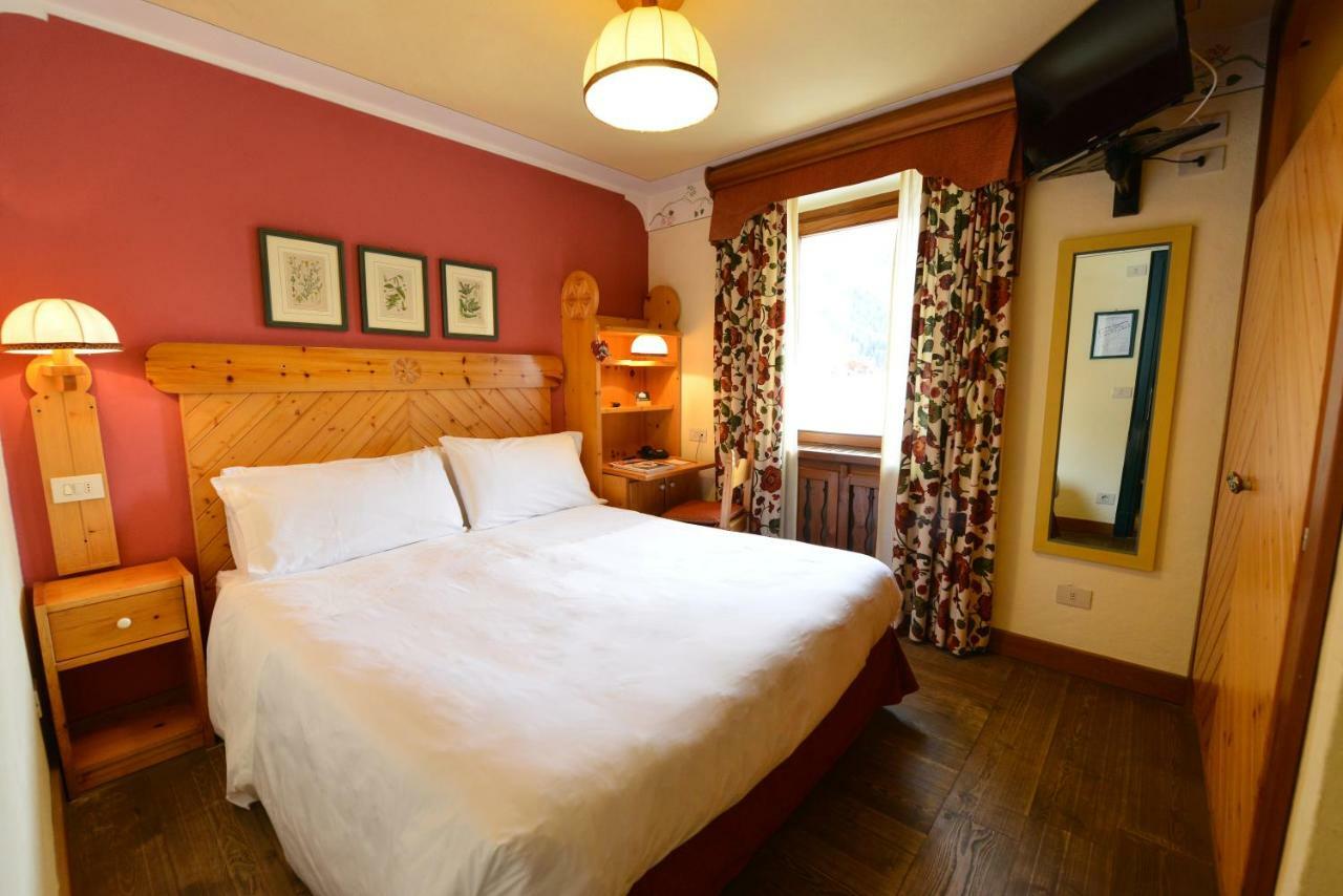 Junior Double Room