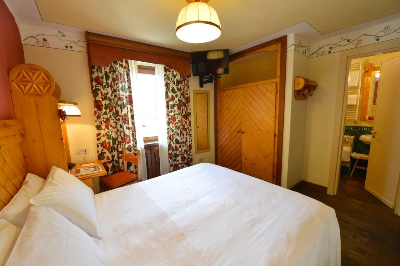 Junior Double Room